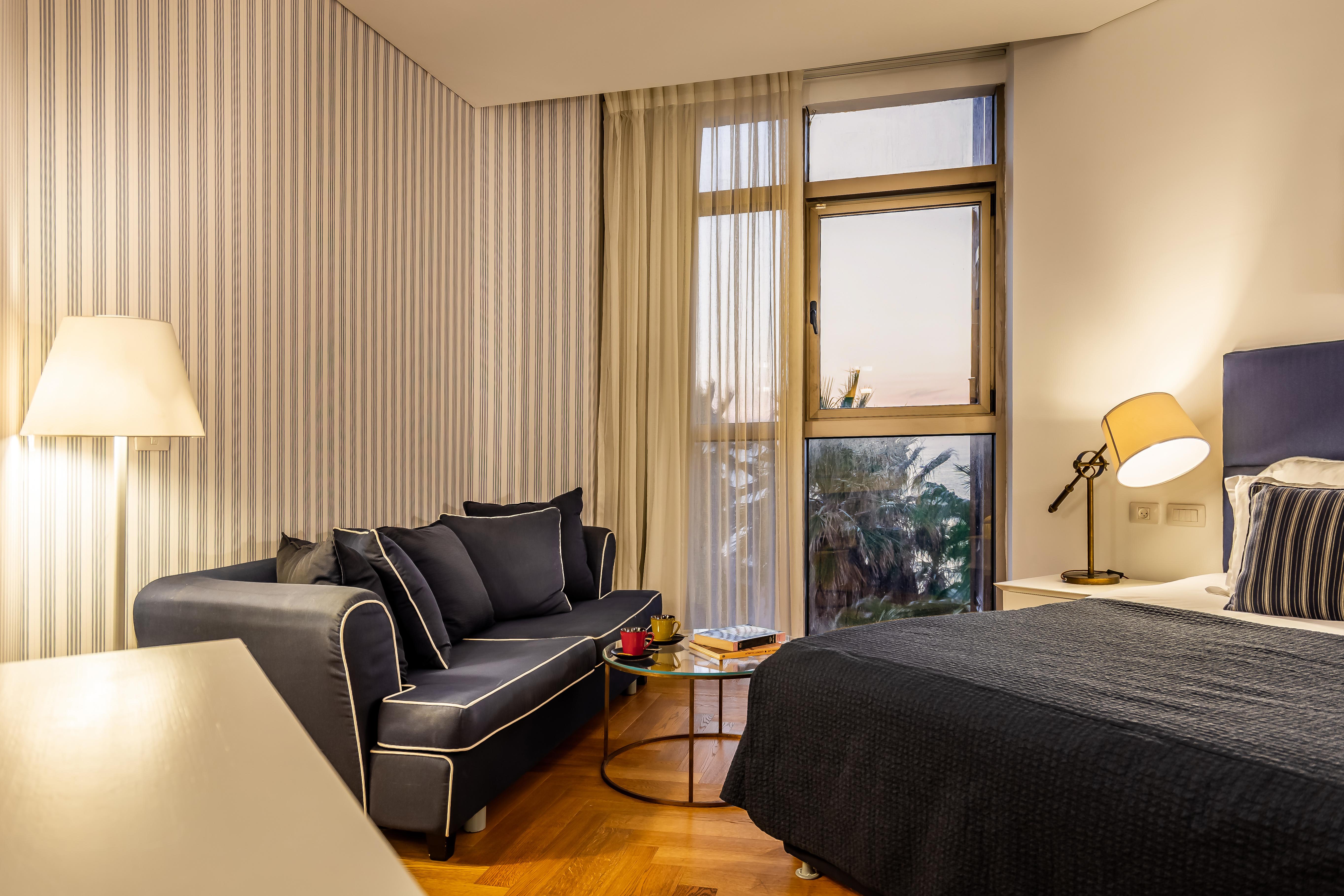 Daniel Herzliya Hotel Exterior foto A room at the hotel
