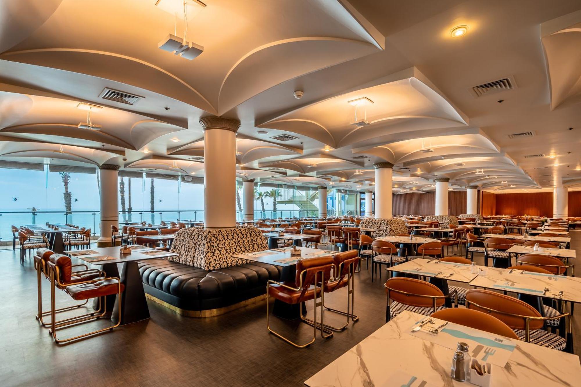 Daniel Herzliya Hotel Exterior foto The interior of the restaurant