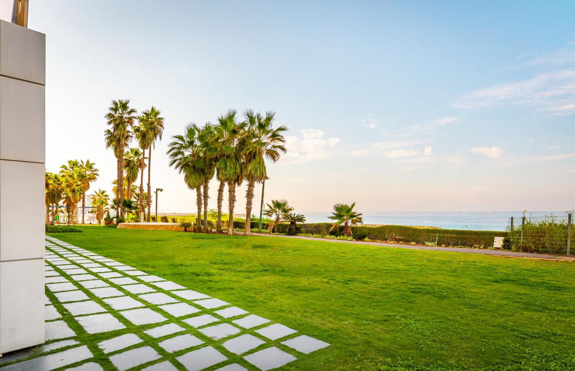 Daniel Herzliya Hotel Exterior foto